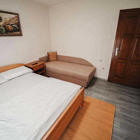 B&B Passage Sremska Mitrovica Exterior foto