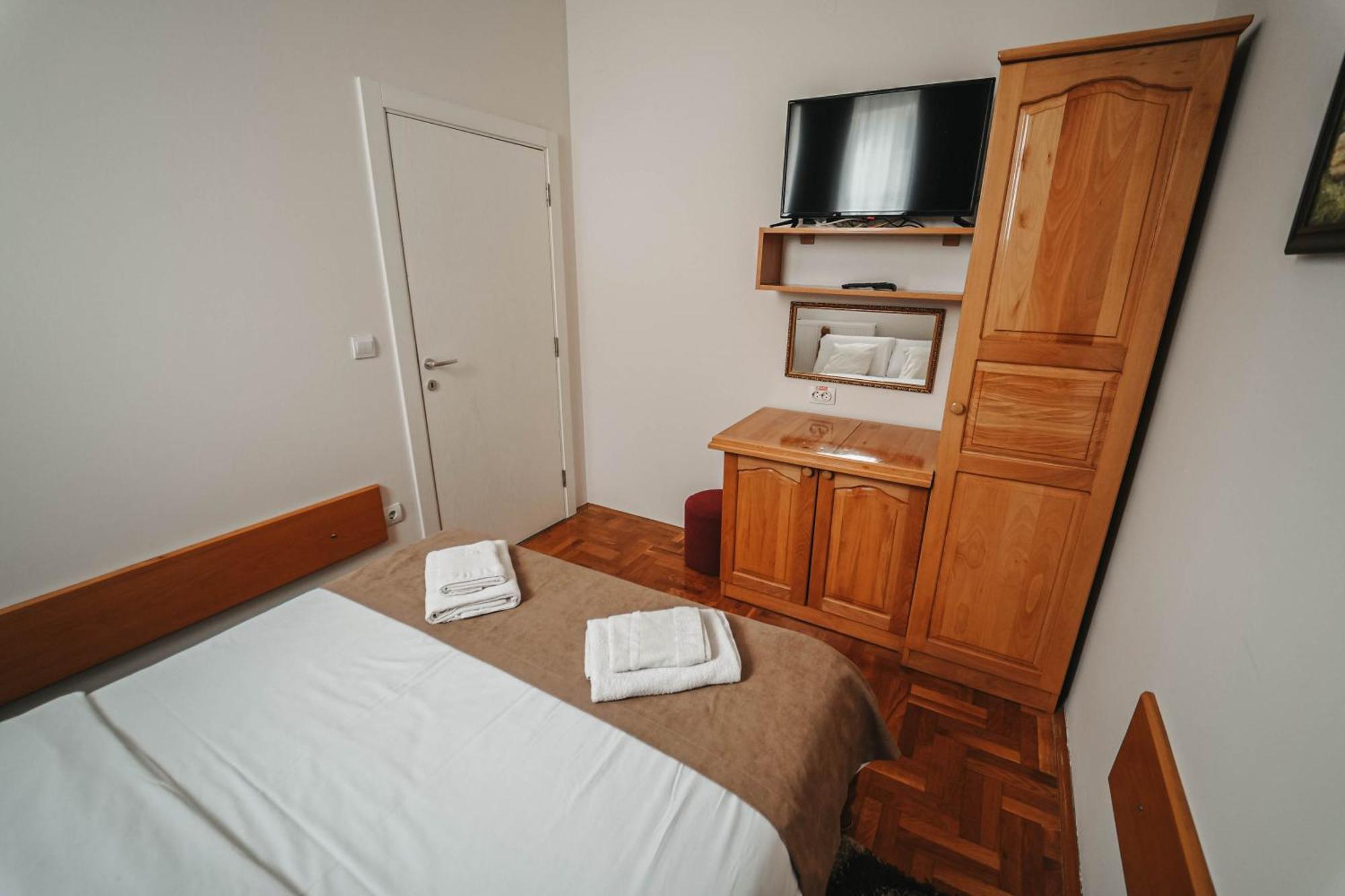 B&B Passage Sremska Mitrovica Exterior foto