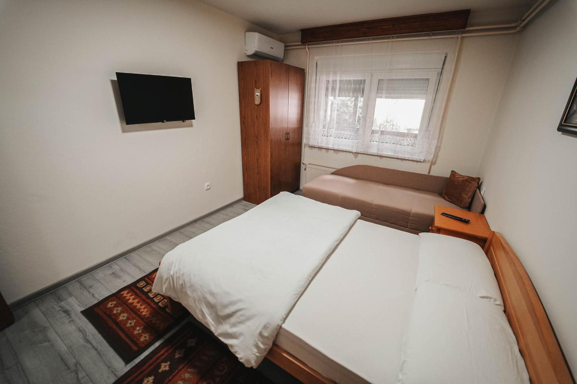 B&B Passage Sremska Mitrovica Exterior foto